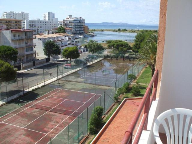 Apartamentos Isla De Rosas Bagian luar foto