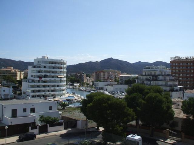 Apartamentos Isla De Rosas Bagian luar foto
